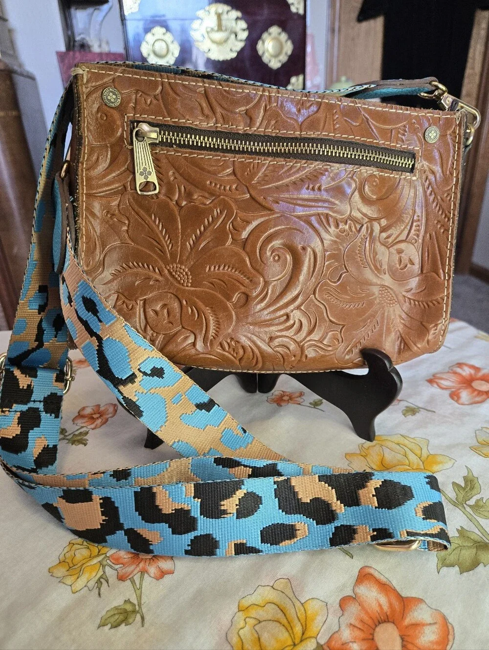 Patricia Nash Tooled Bag With Crossbody Detachable and Adjustable Strap